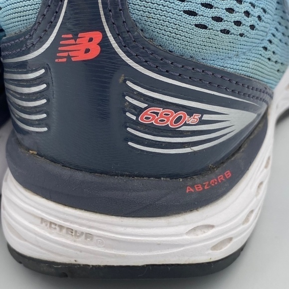New Balance Blue and Gray Athletic Shoes with Fresh Foam Cushioning - Picture 6 of 16